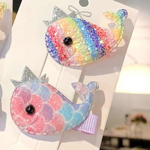 Other - 3/$20 Set of 2 Girls Hair Clips